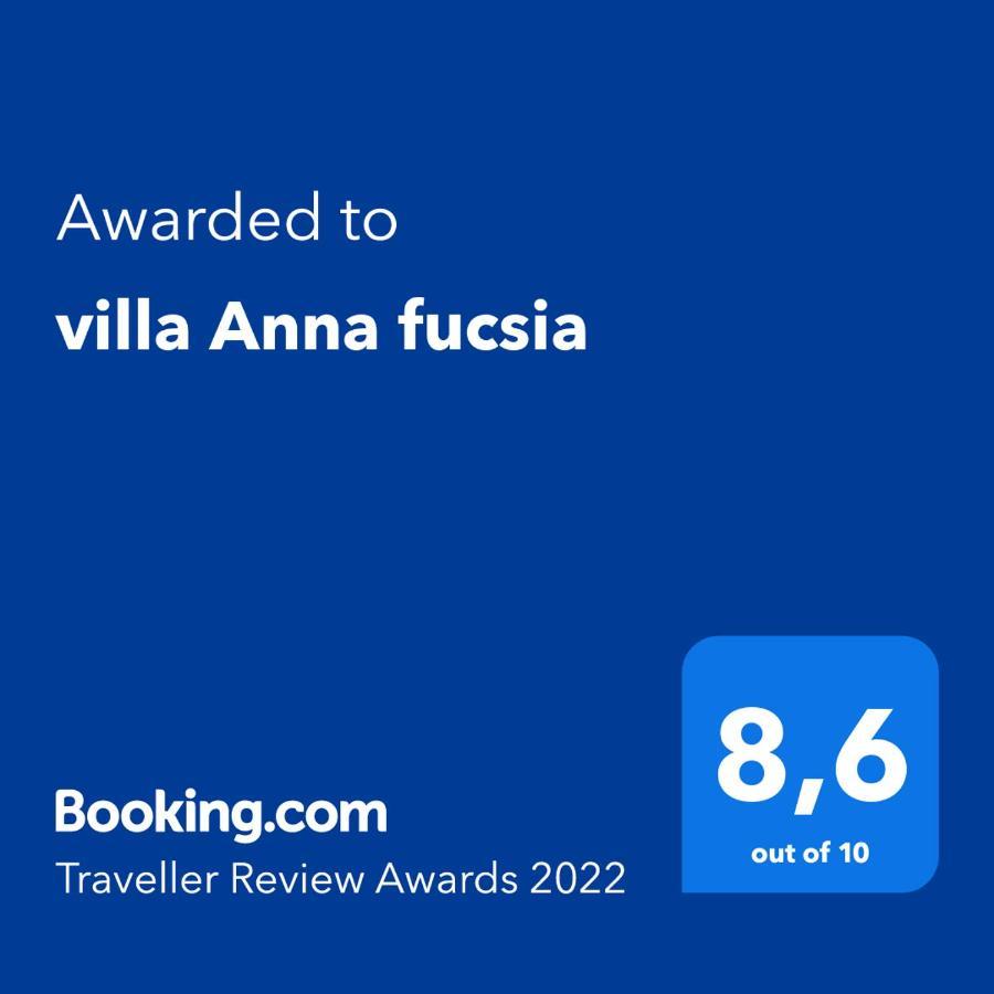 Villa Anna Fucsia Reitani Εξωτερικό φωτογραφία